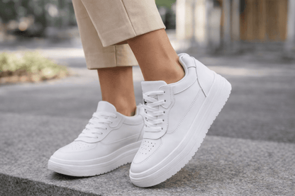 Chaussure réhaussée pour femme