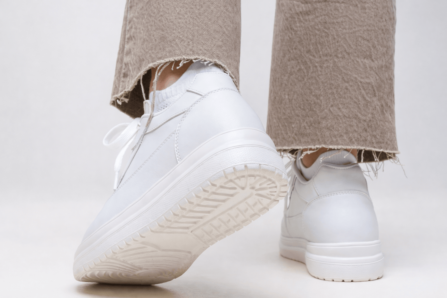 Chaussure réhaussée pour femme